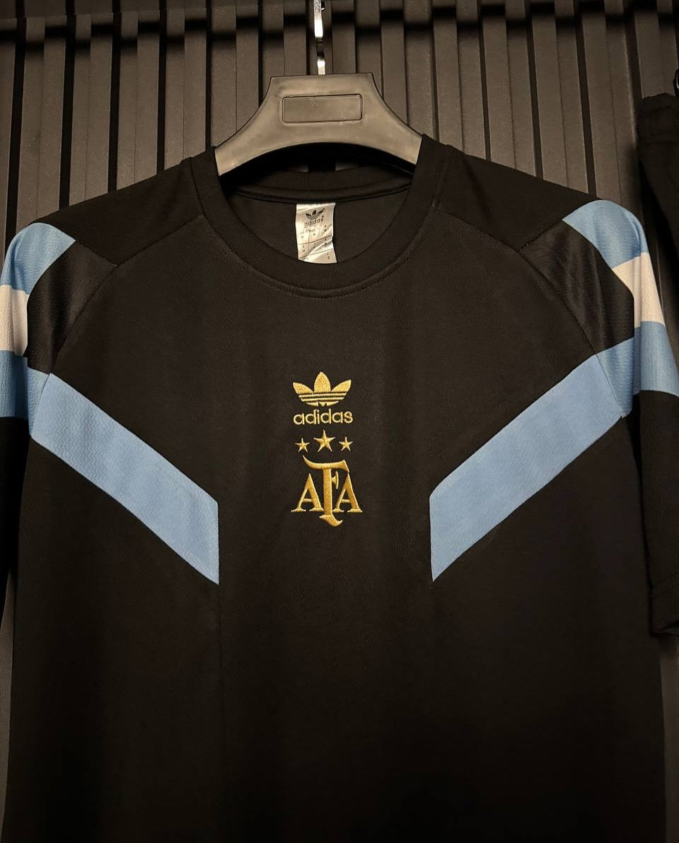 Argentina Classic Jersey Set (With Shorts)