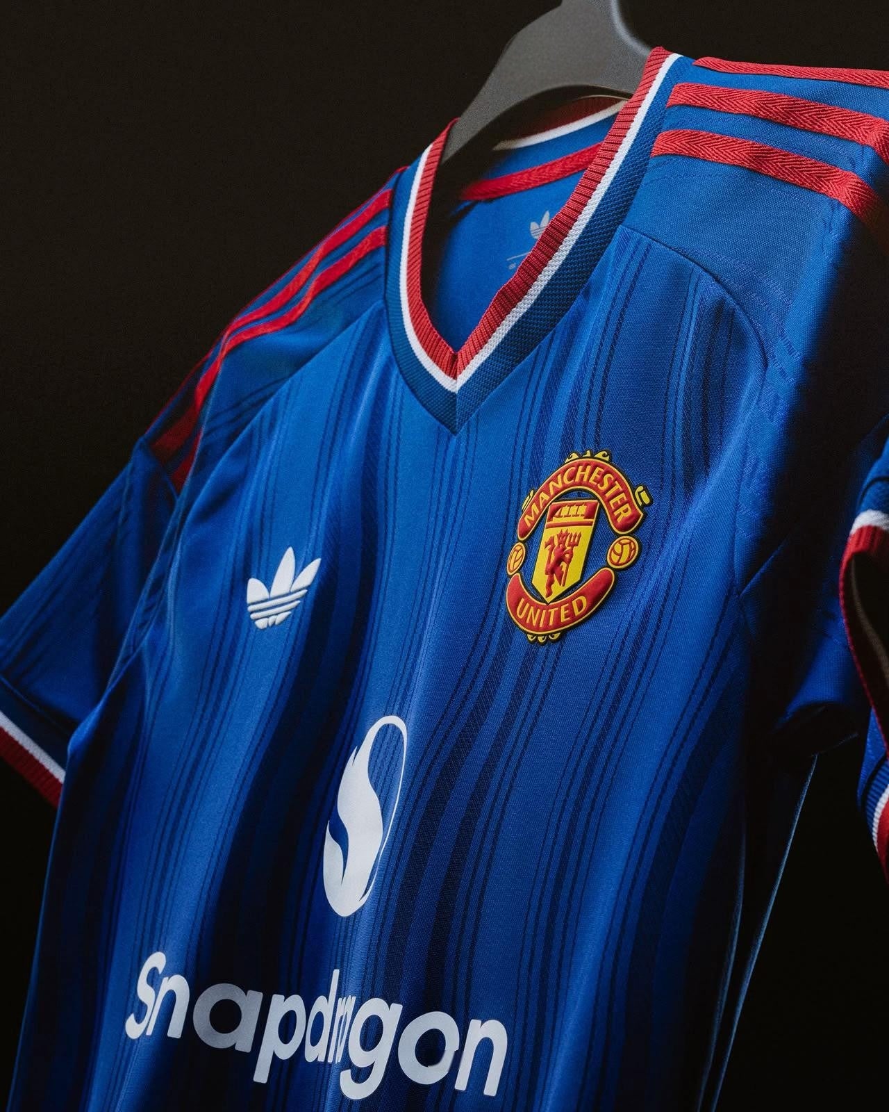 Manchester United 2026/27 Away Jersey (Player Version) online in india