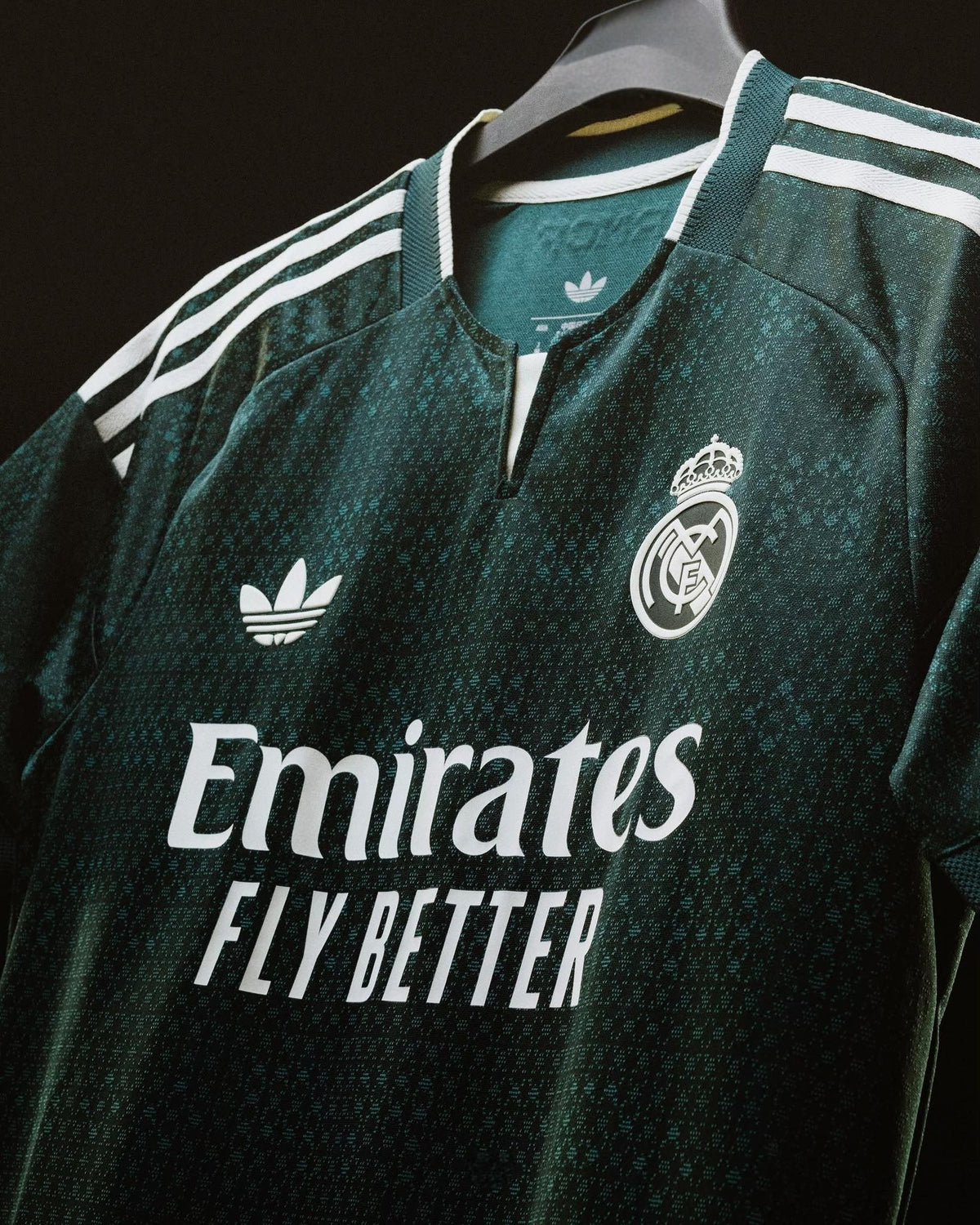 Real Madrid 2026/27 Away Jersey (Player Version) – adidas – Photo 3