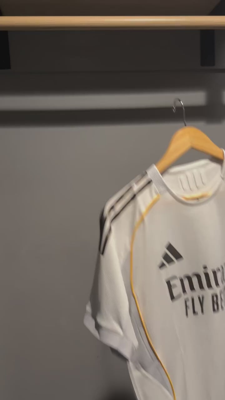 Real Madrid 2025/26 Home Jersey (Player Version)