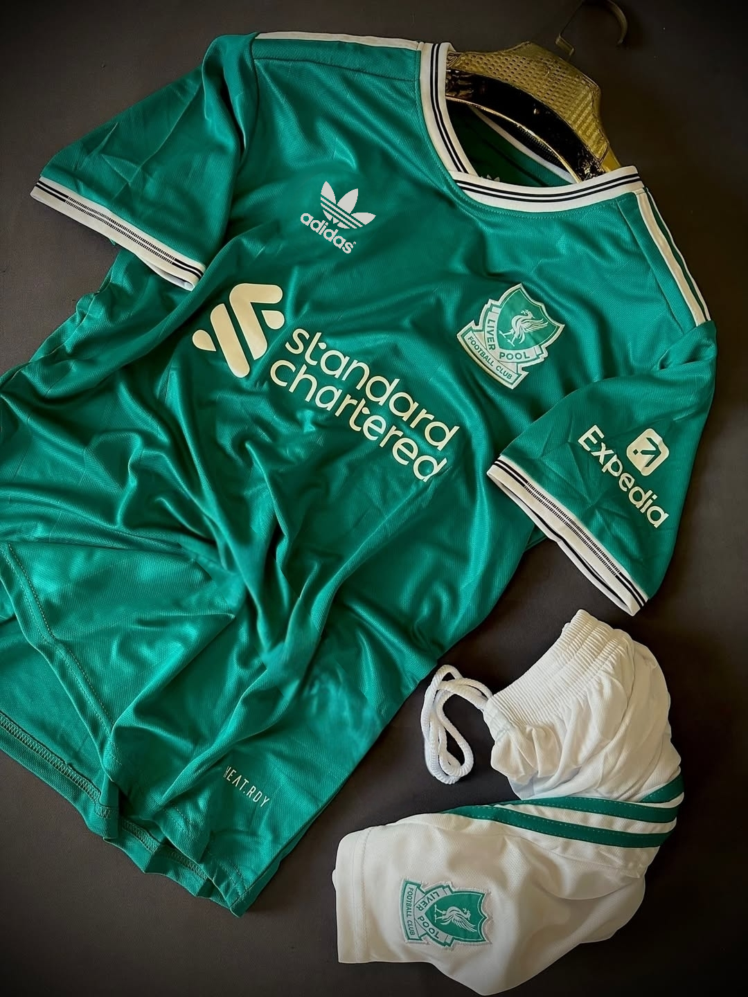 Liverpool 2025/26 Third Set (With Shorts)
