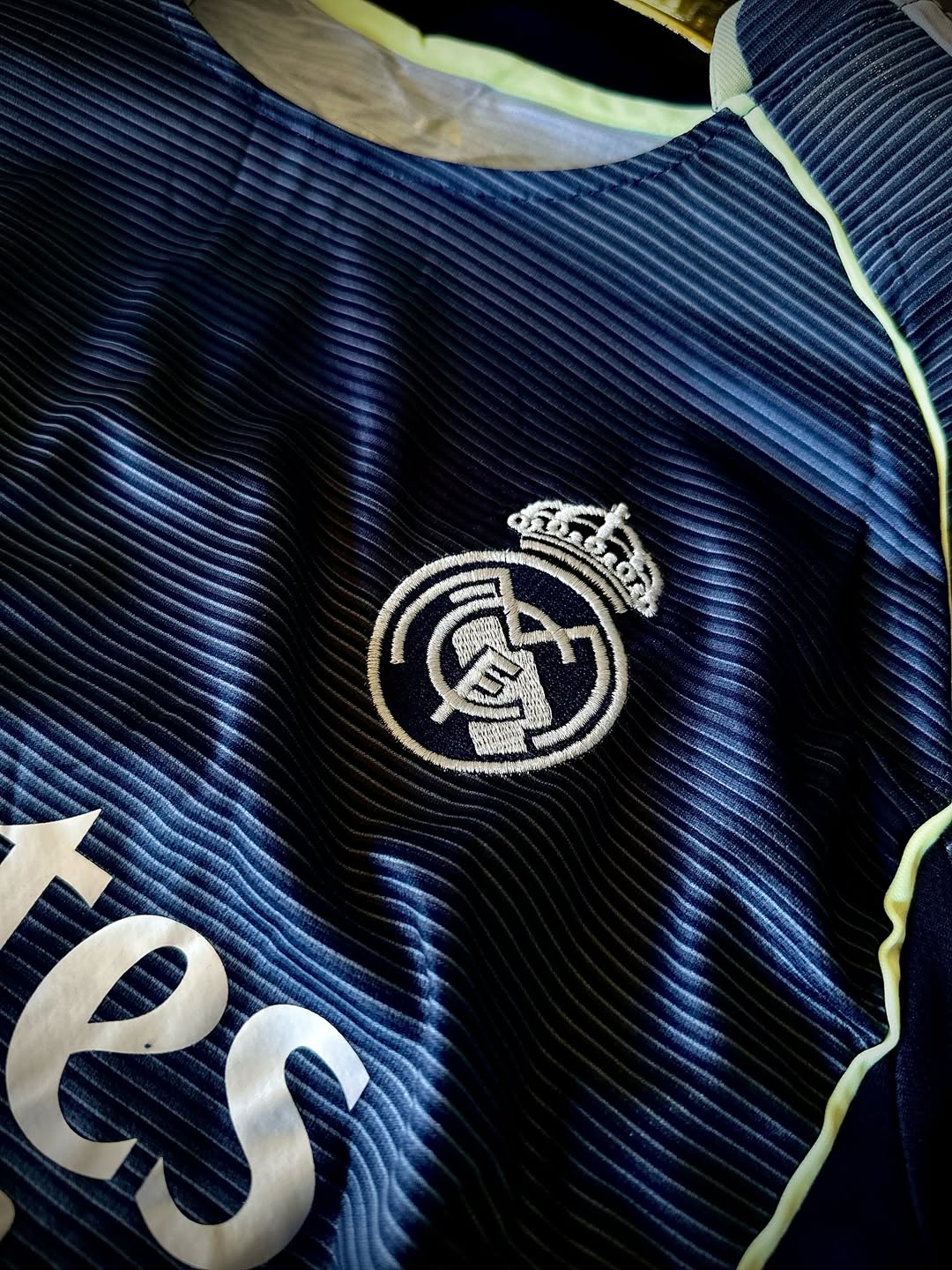Real Madrid 2025/26 Away Set (With Shorts)