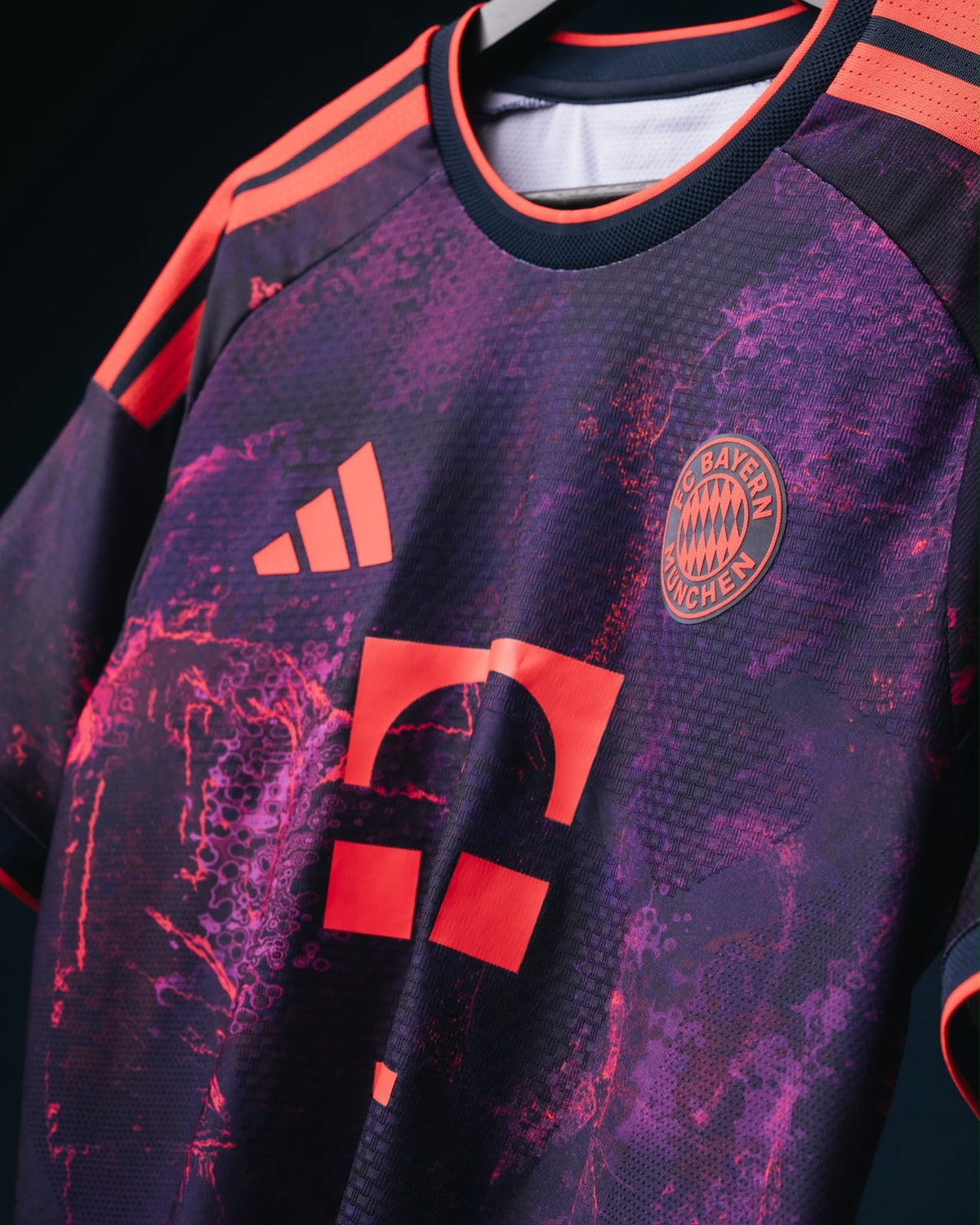 Bayern Munich 2026/27 Third Jersey (Player Version) – adidas – Photo 2