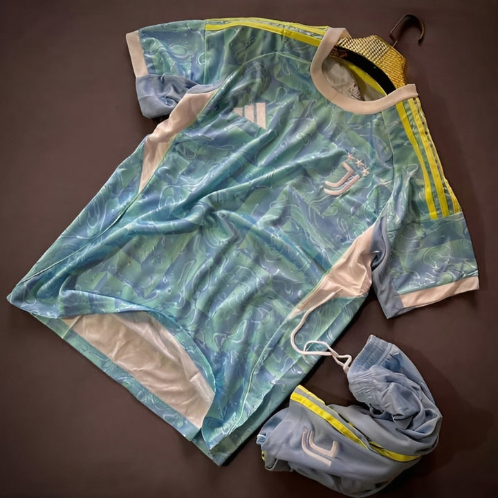 Juventus 2025/26 Away Set (With Shorts)