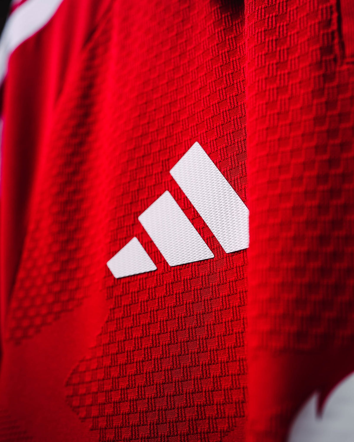 Manchester United 2026/27 Home Jersey (Player Version) – adidas – Photo 4