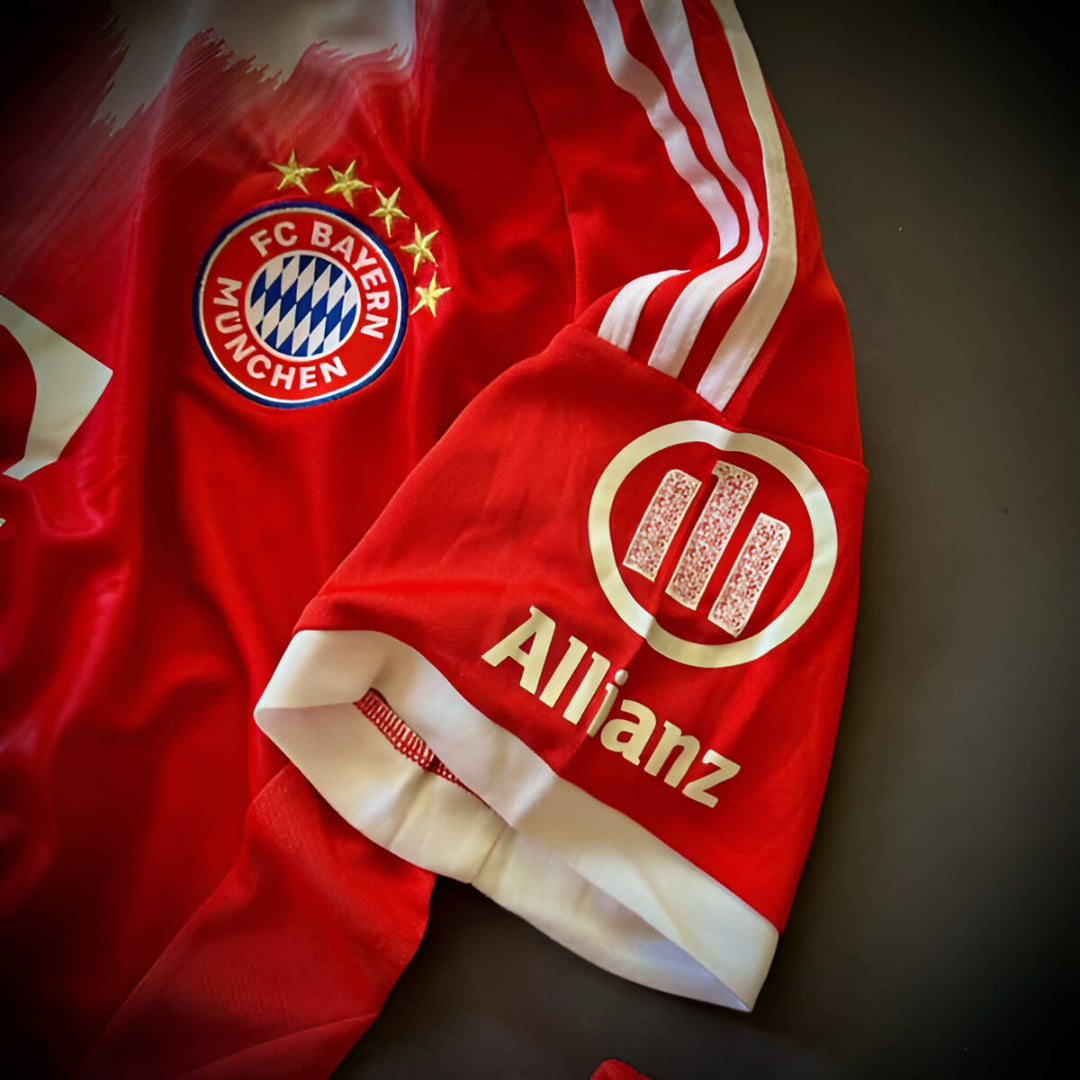 Bayern Munich 2025/26 Home Set (With Shorts)