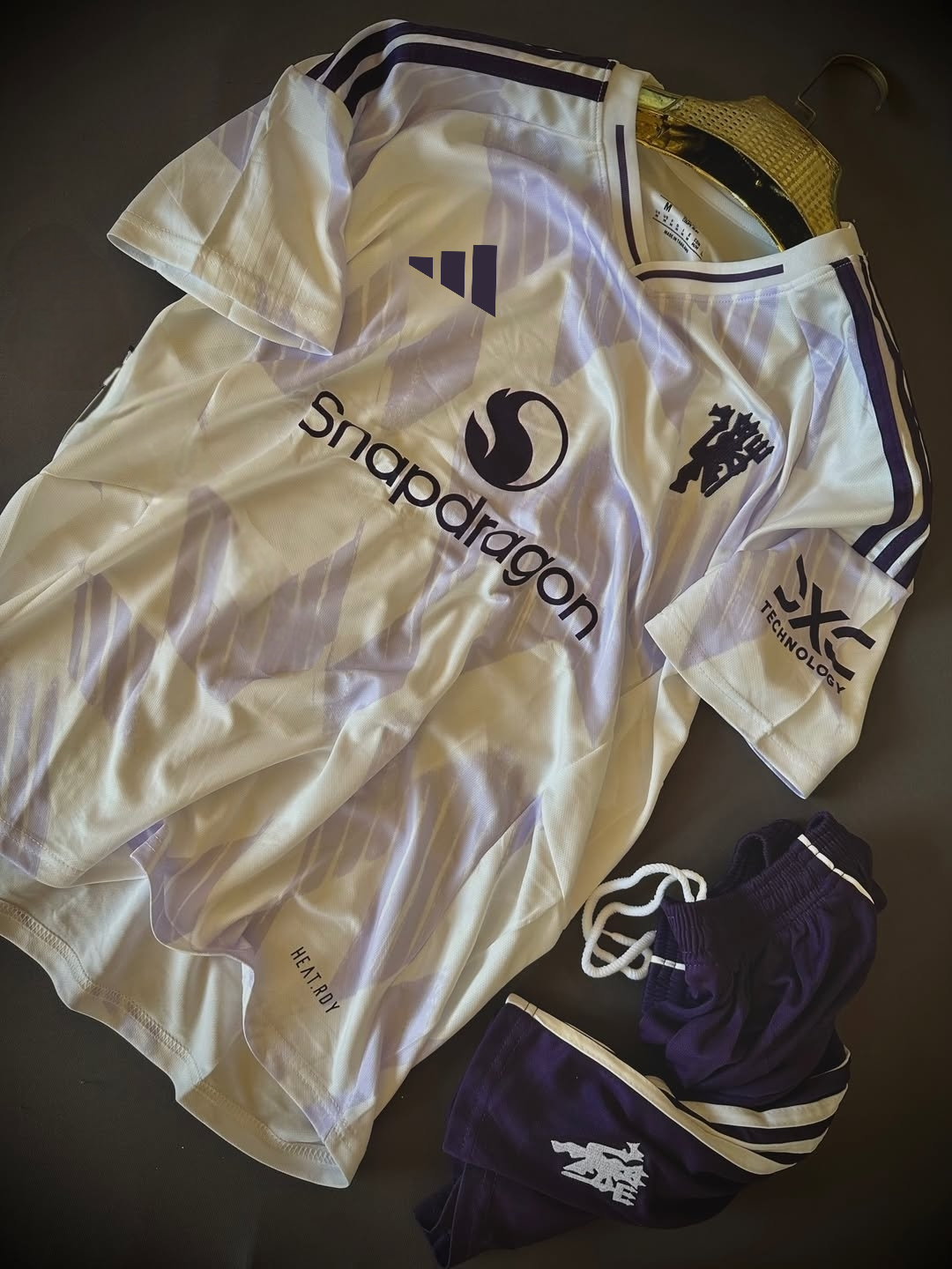 Manchester United 2025/26 Away Set (With Shorts)