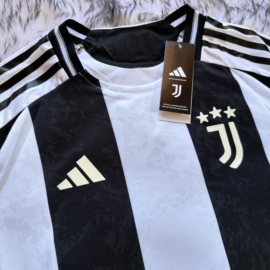 Juventus 2024 Home Kit (Fan Version) Jerseys Adidas Jersey Football Jerseys India Online