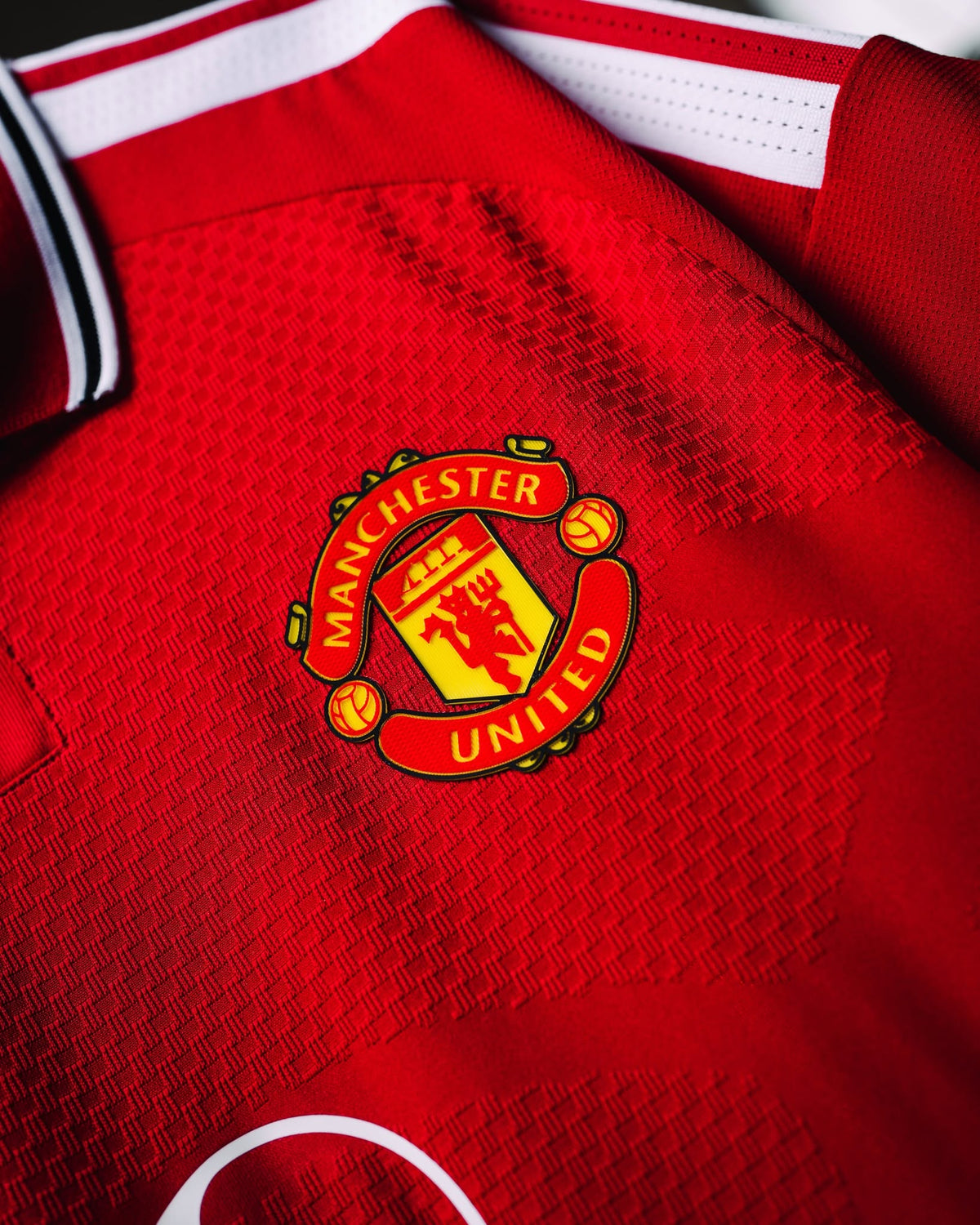 Manchester United 2026/27 Home Jersey (Player Version) – adidas – Photo 3