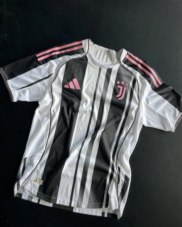 Juventus 2025/26 Home Jersey (Player Version)
