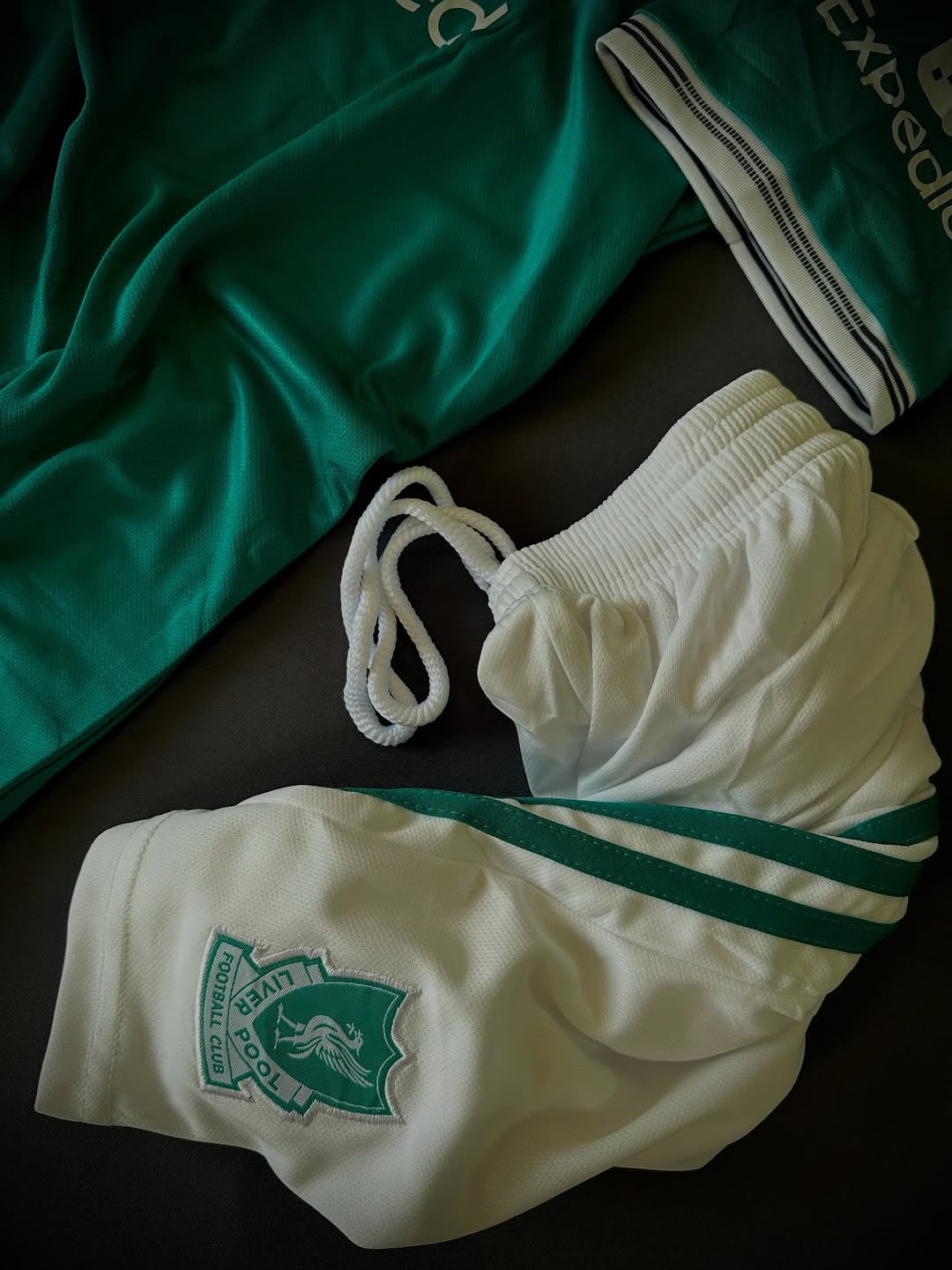 Liverpool 2025/26 Third Set (With Shorts)