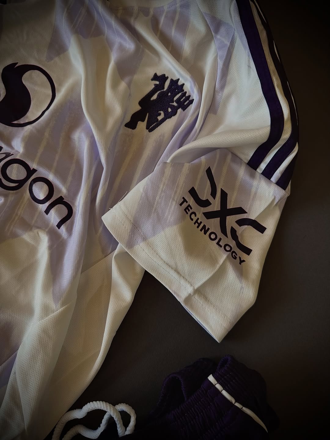 Manchester United 2025/26 Away Set (With Shorts)