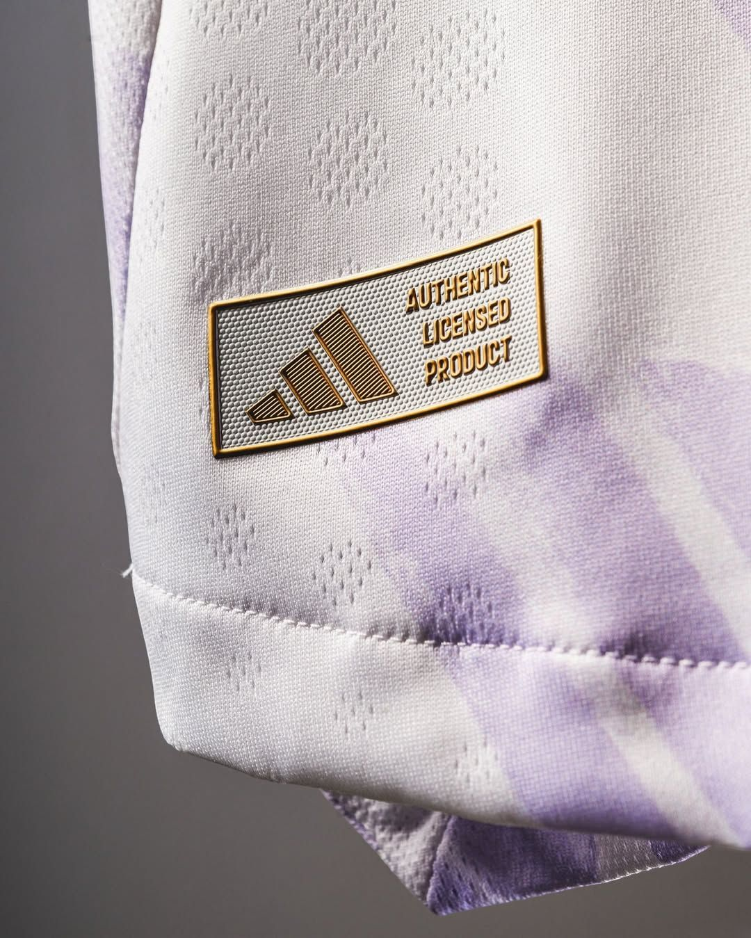 Manchester United 2025/26 Away Jersey (Player Version)