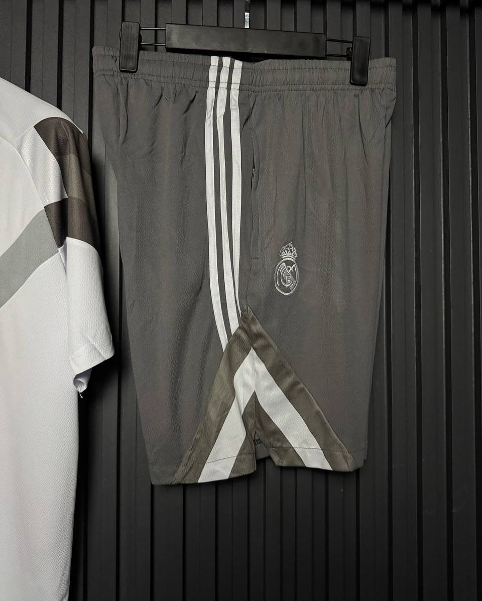 Real Madrid Classic Jersey Set (With Shorts)