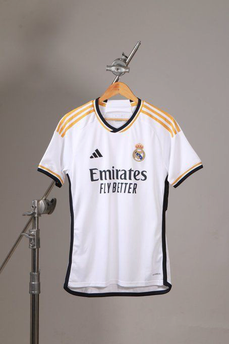 Real Madrid 2023/24 Home Jersey (Player Version)