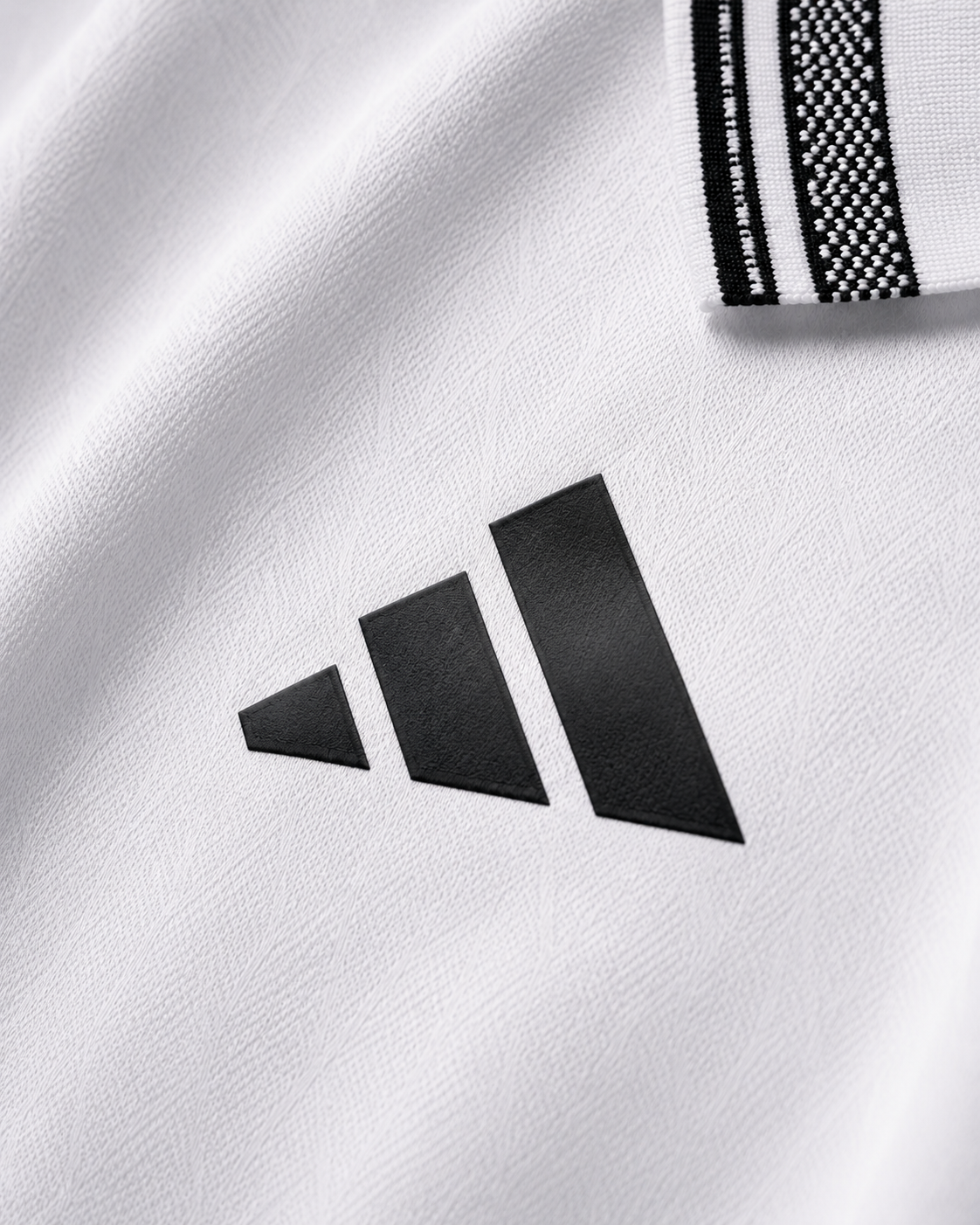 Real Madrid 2026/27 Special White Polo Jersey (Player Version)