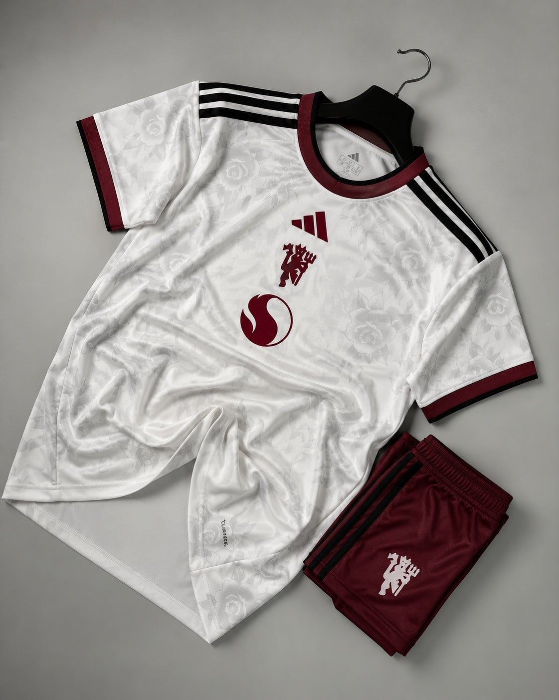 Manchester United 2026/27 Third Set (With Shorts)