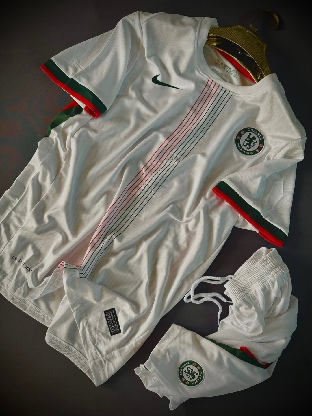 Chelsea 2025/26 Away Set (With Shorts)