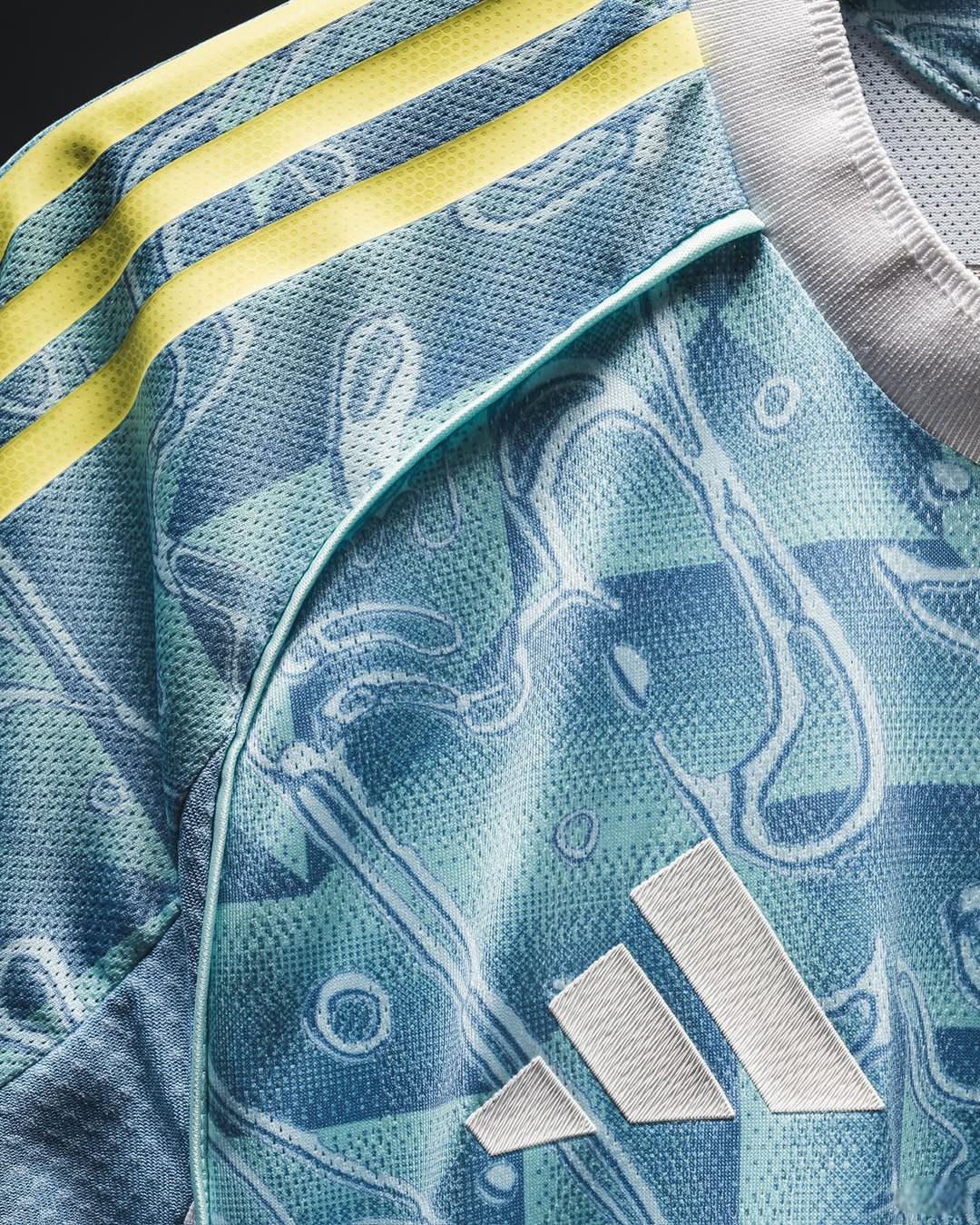 Juventus 2025/26 Away Jersey (Player Version)