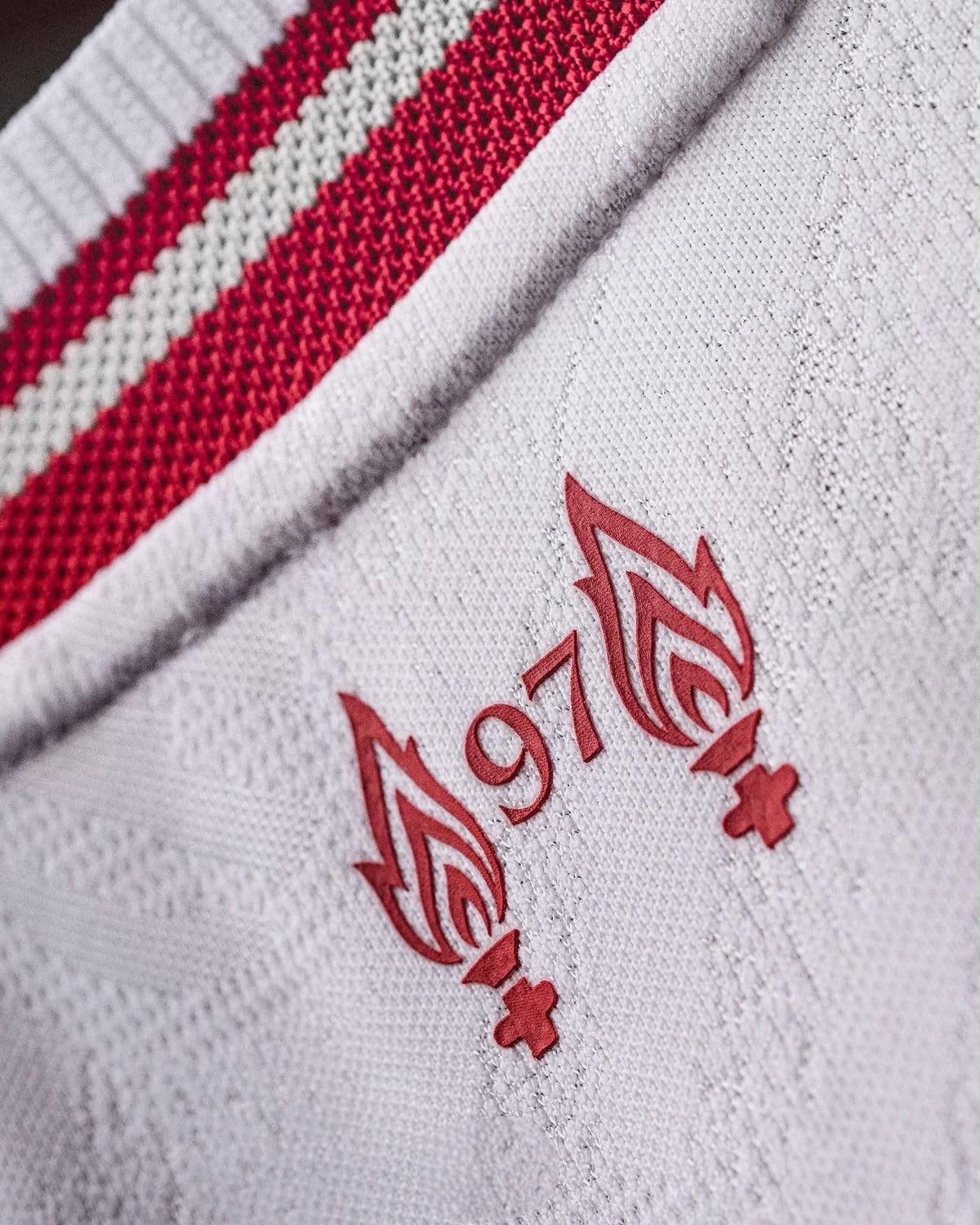 Liverpool 2026/27 Away Jersey (Player Version) – adidas – Photo 8