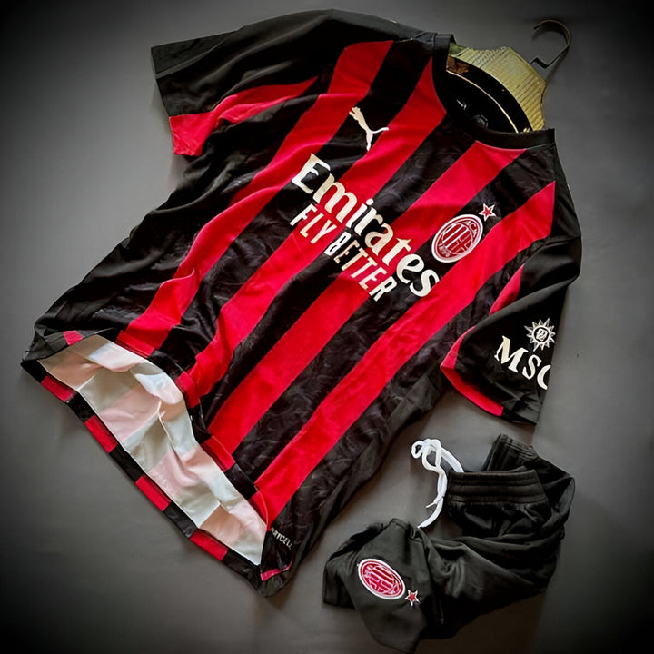 AC Milan 2025/26 Home Set (With Shorts)